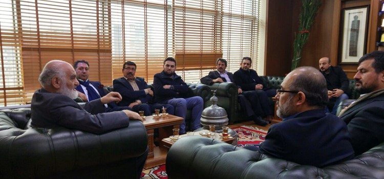 Yeni Akit Gazetesine geçmiş olsun ziyareti