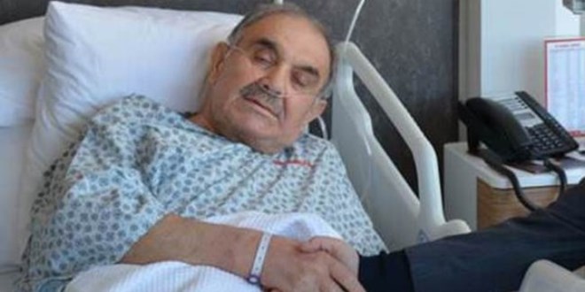 Eski Saadet Partisi İstanbul İl Başkanı Osman Yumakoğulları (69) yaşamını yitirdi