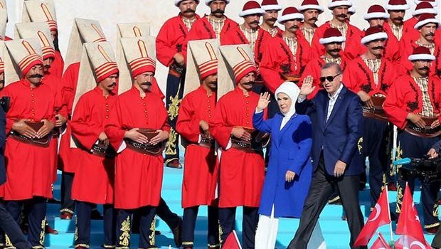 İstanbul'un Fethi'nin 563'ncü yıldönümü hayırlı olsun.