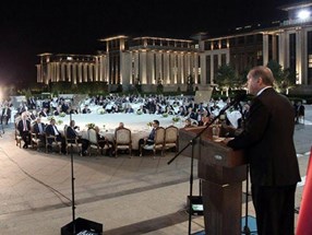 cumhurbaskanlığı iftar.jpg